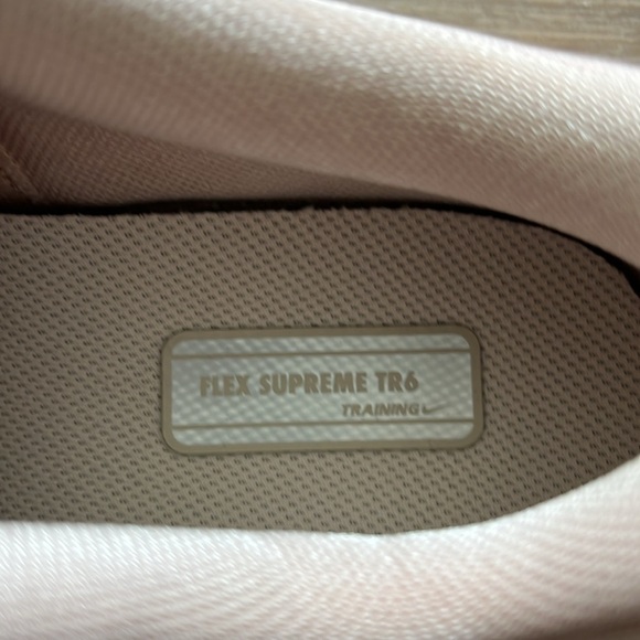Nike Women's Flex Supreme TR 6 Pink White Size 10 Training Shoes Sneaker - Picture 7 of 10
